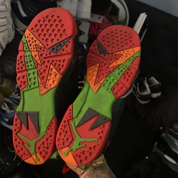Jordan 7s - Picture 2 of 2